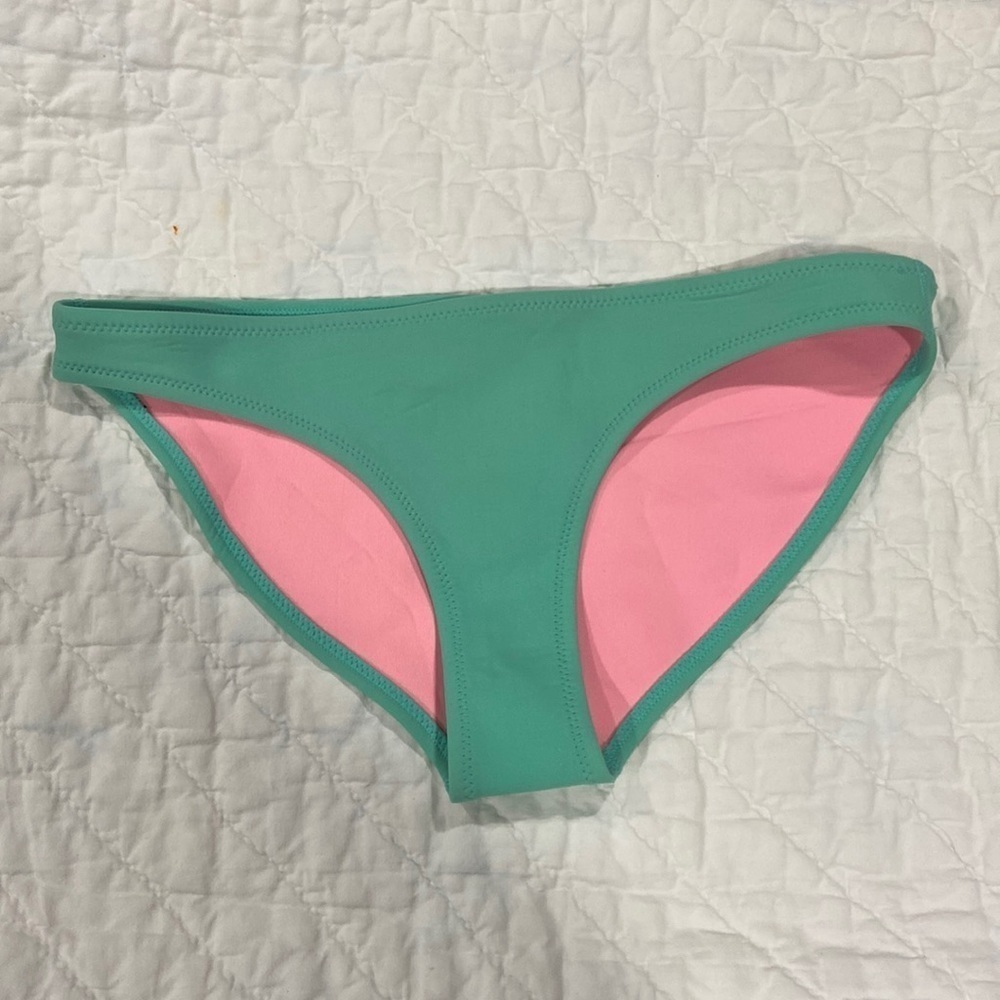 TRIANGL bikini bottom. Size small​​​​​​​​​